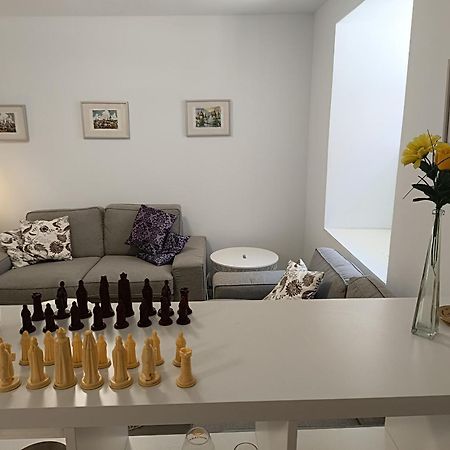 2-Centro Hab Compartida Masculina 8X Bed and Breakfast Μαδρίτη Εξωτερικό φωτογραφία